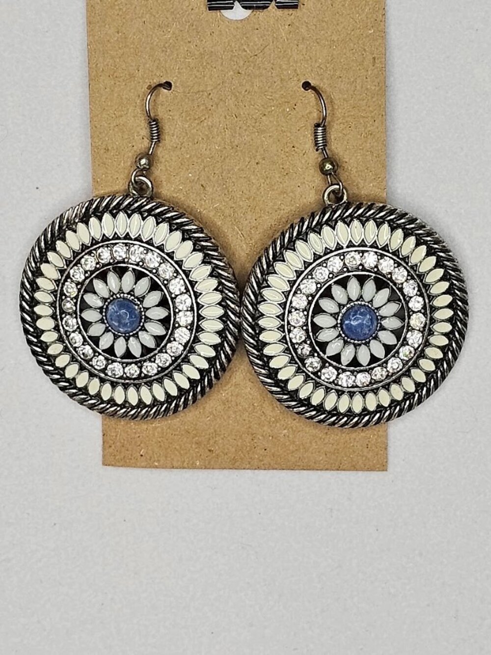 Beautiful Vintage Boho Mandala Dangle Earrings!